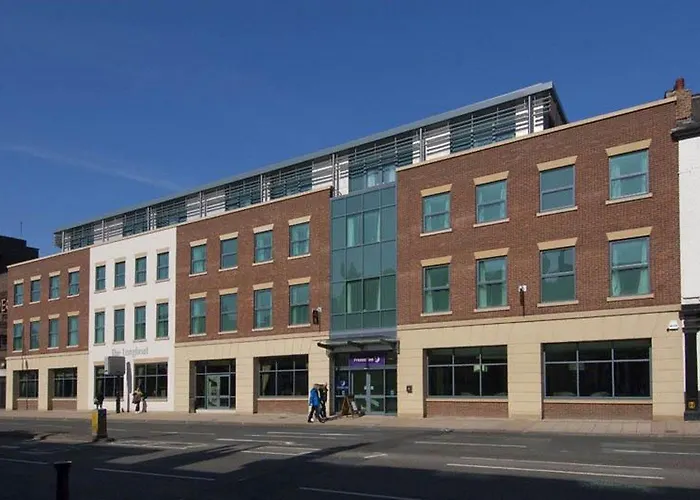 Premier Inn York - Blossom St South