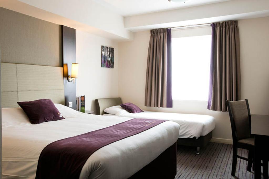 Hotel Premier - Blossom St South 3*