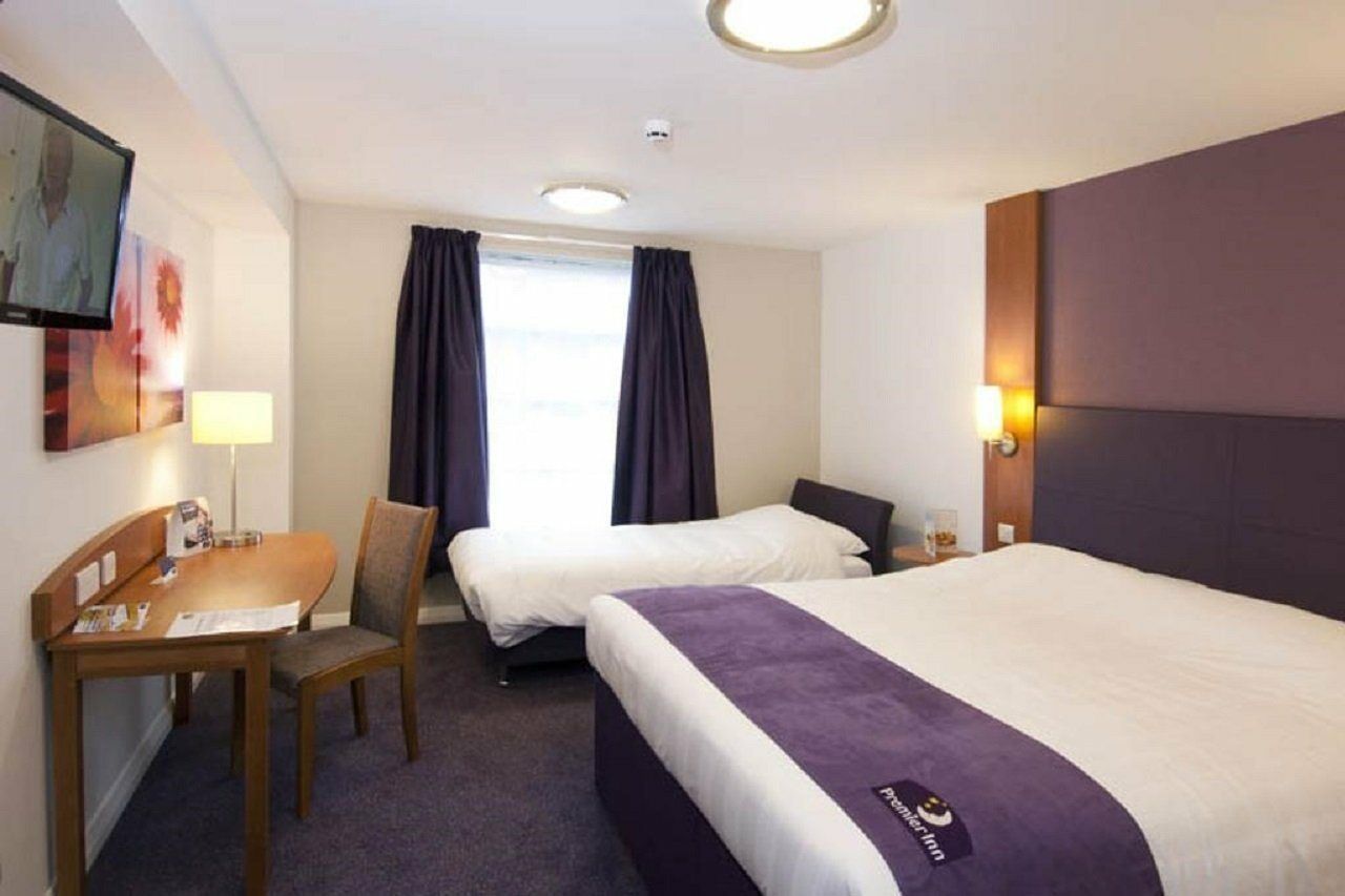 Premier - Blossom St South 3*